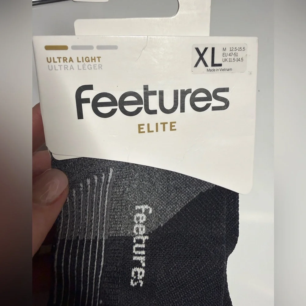 Feetures Elite Ultra Light No Show Tab Socks Size XL Black Performance NWT